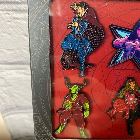 Marvel Doctor Strange Multiverse of Madness Enamel Pins Gift NWT Marvel Universe - Picture 5 of 7